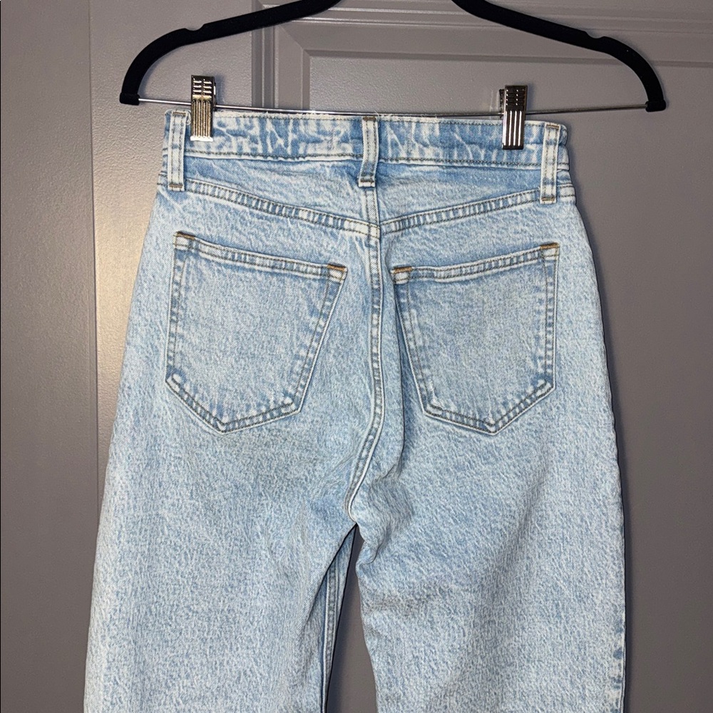 Abercrombie & Fitch Curve Love High Rise 90s Relaxed Jean - Picture 7 of 9